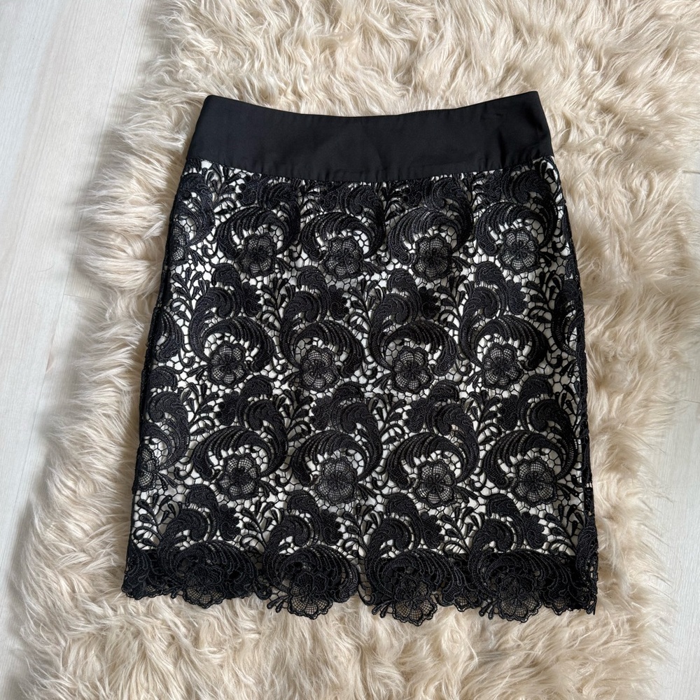 Forever 21 Lace Pencil Skirt